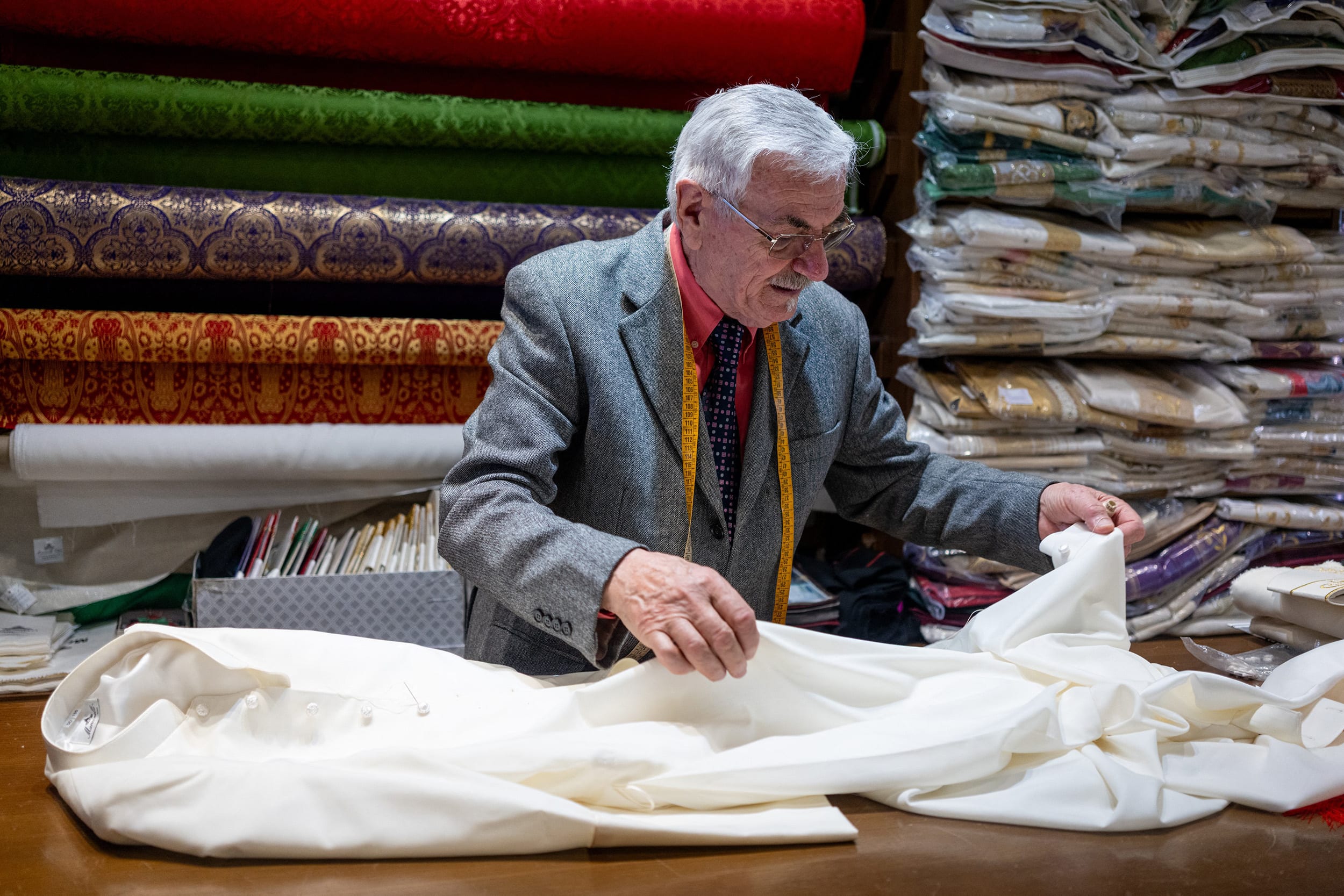 Raniero Mancinelli, 86, has personally handcrafted the cassocks for three Popes. 