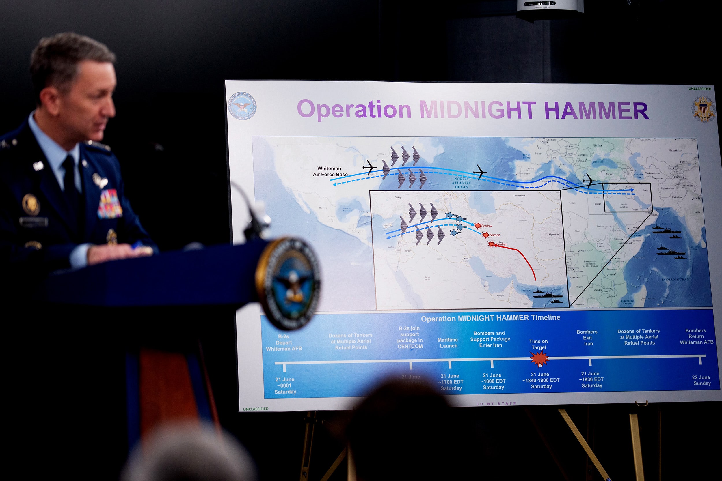 Image: DOD Secretary Hegseth And Chairman Of The Joint Chiefs Caine Brief On Iran Strike