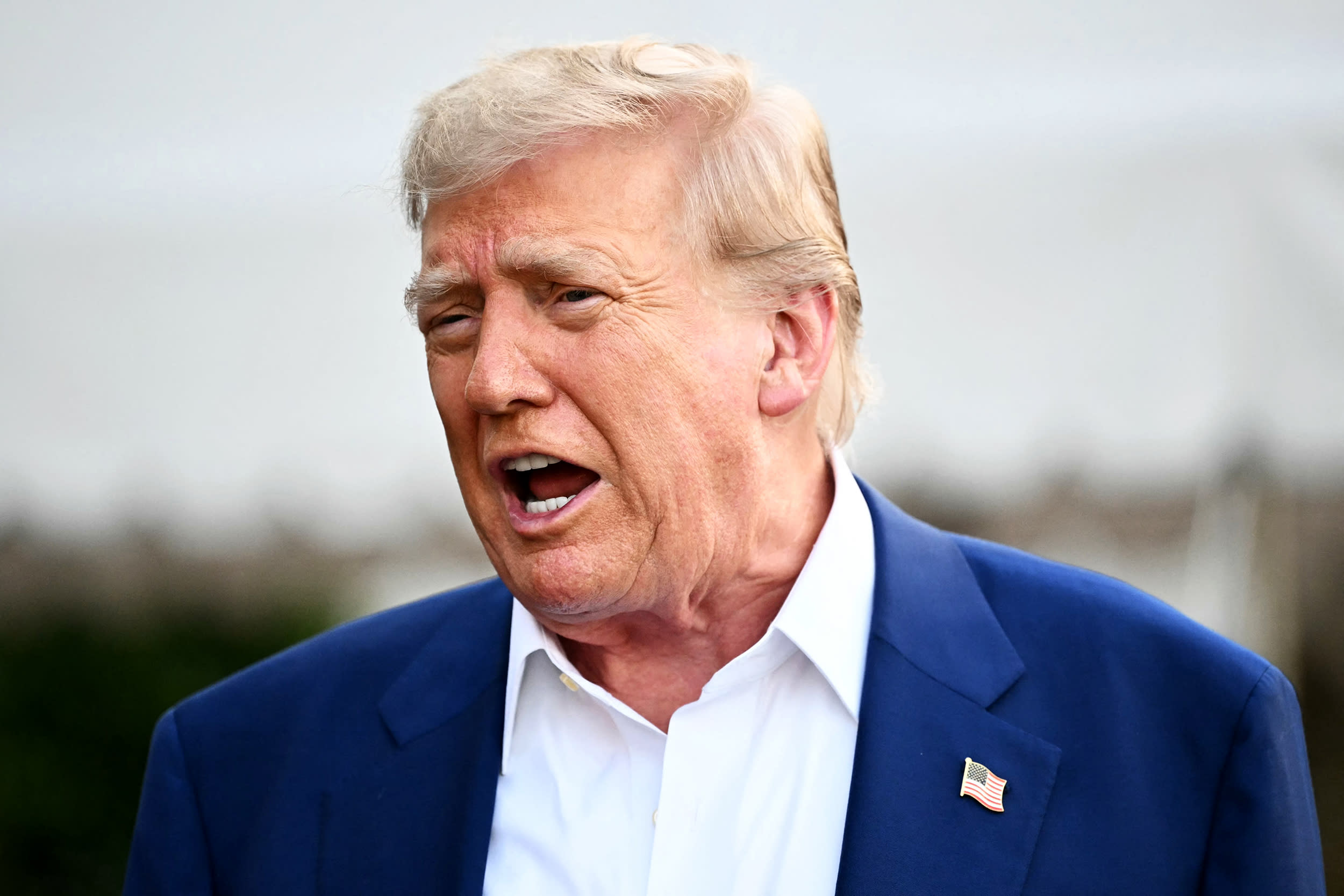 Image: US-POLITICS-NATO-SUMMIT-TRUMP-DEPART