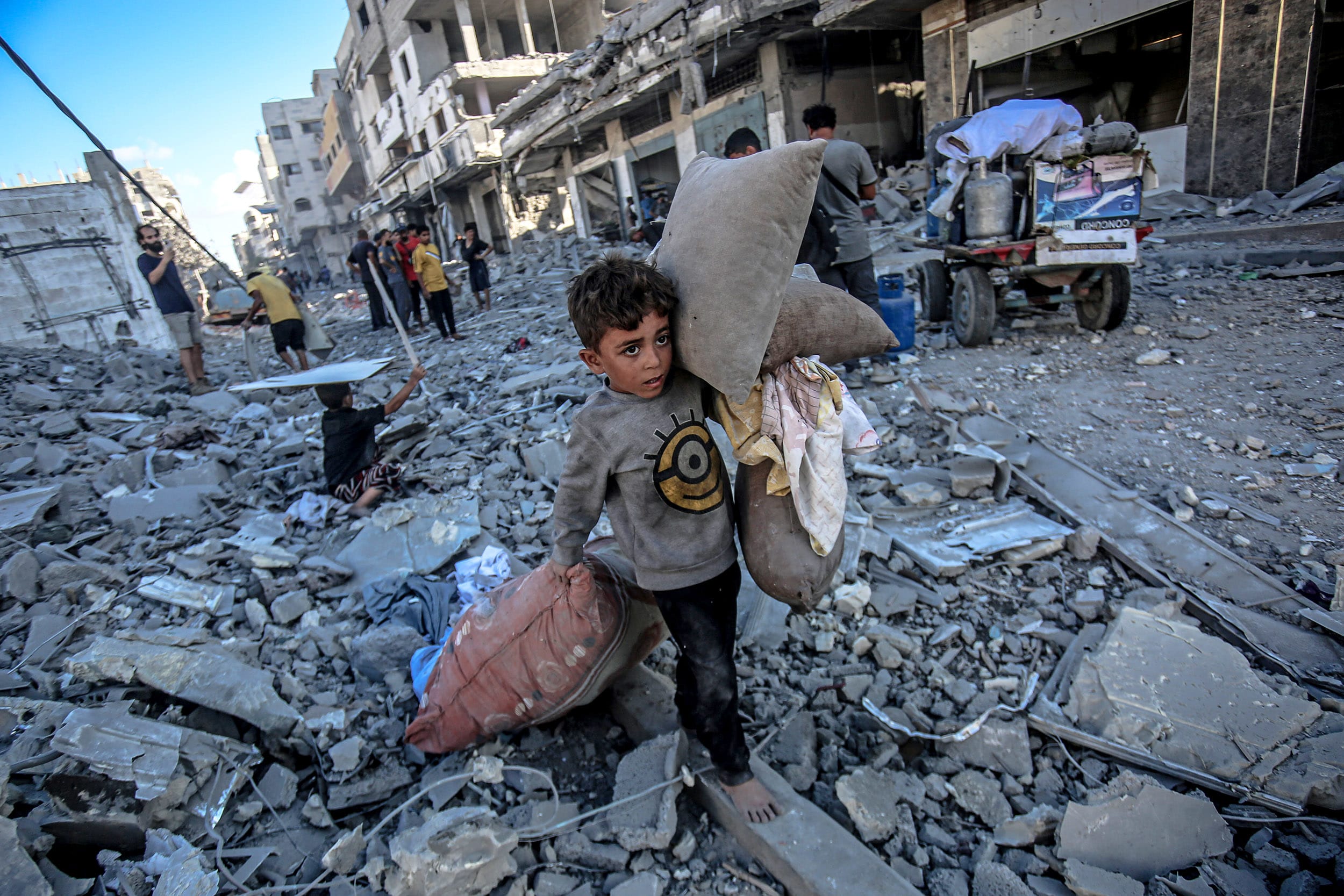 Israeli attack hits Abu Hasira Street in Gaza City