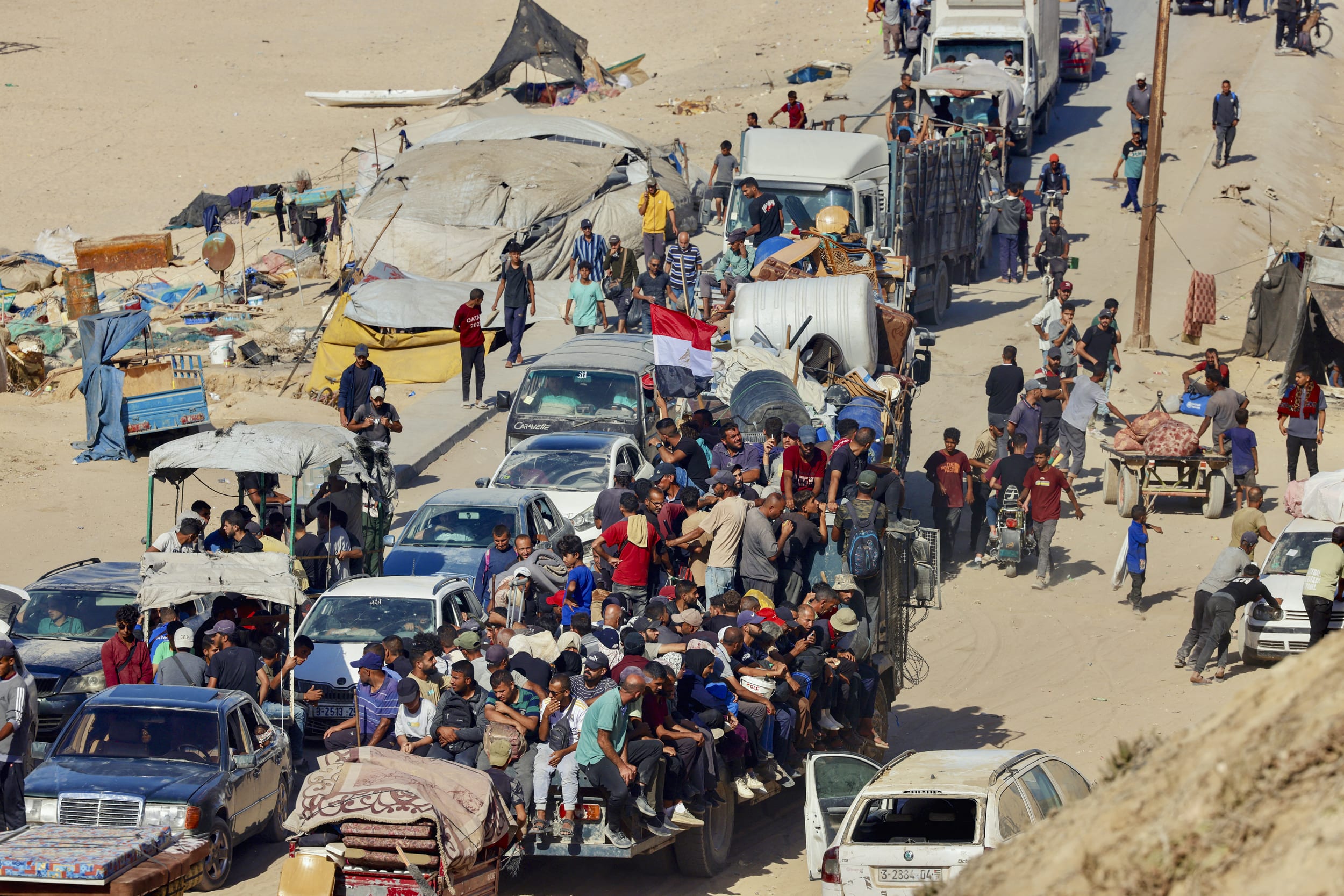 Palestinians return.