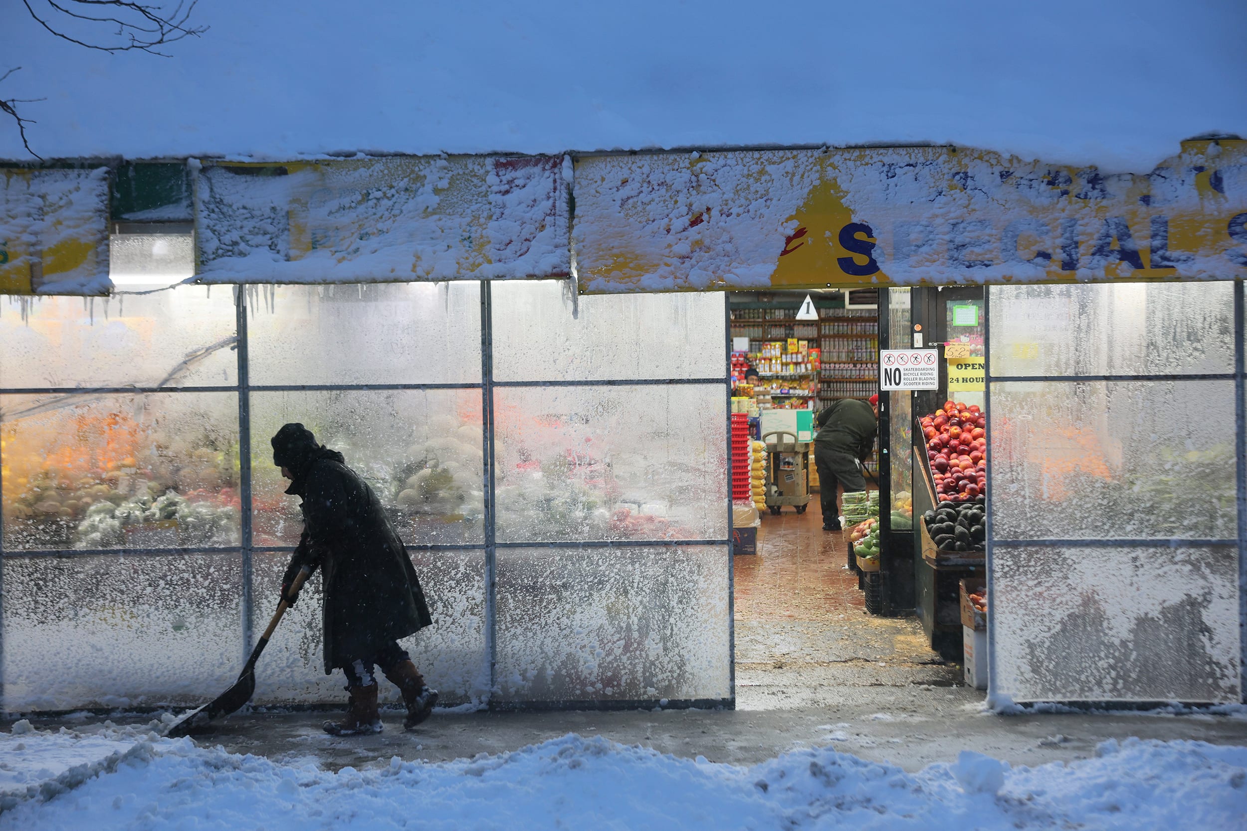 Image: Major Nor'Easter Brings Blizzard Conditions To Northeast