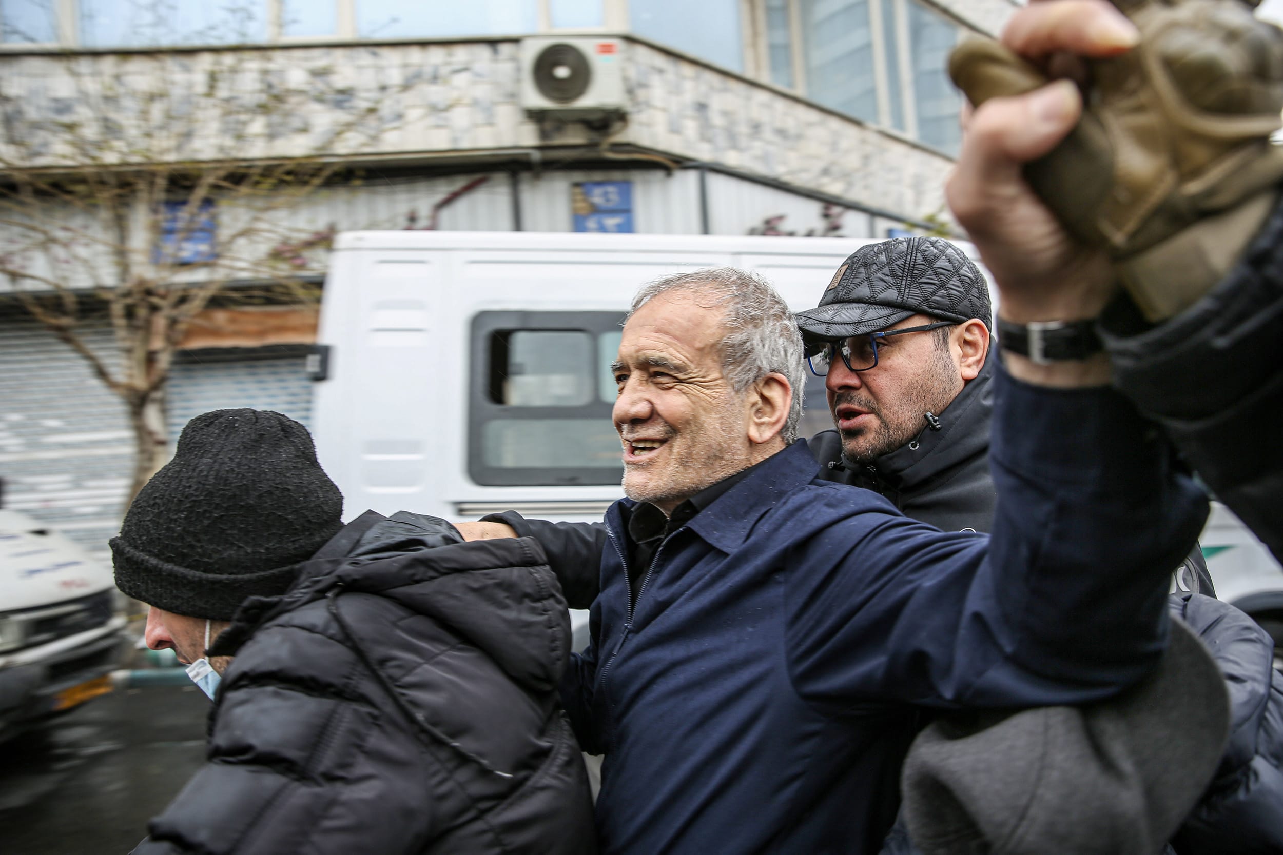 Pezeshkian attends Quds Day march in Tehran