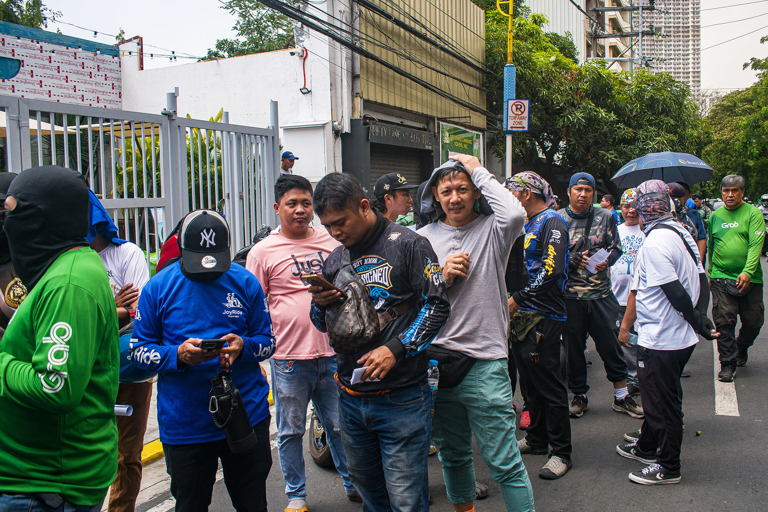 Food Delivery Riders Received Fuel Subsidy Distributed By Government Agency