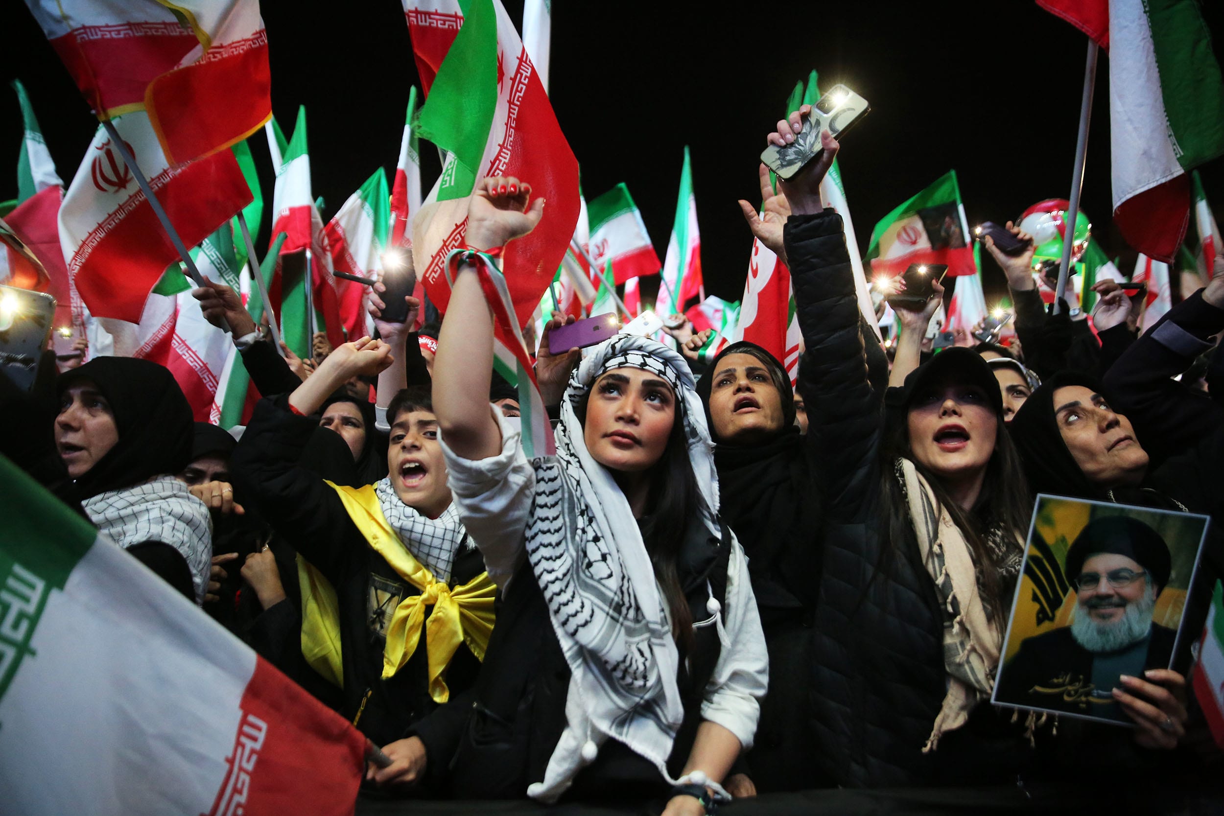 Crowds mark Islamic Republic Day in Tehran