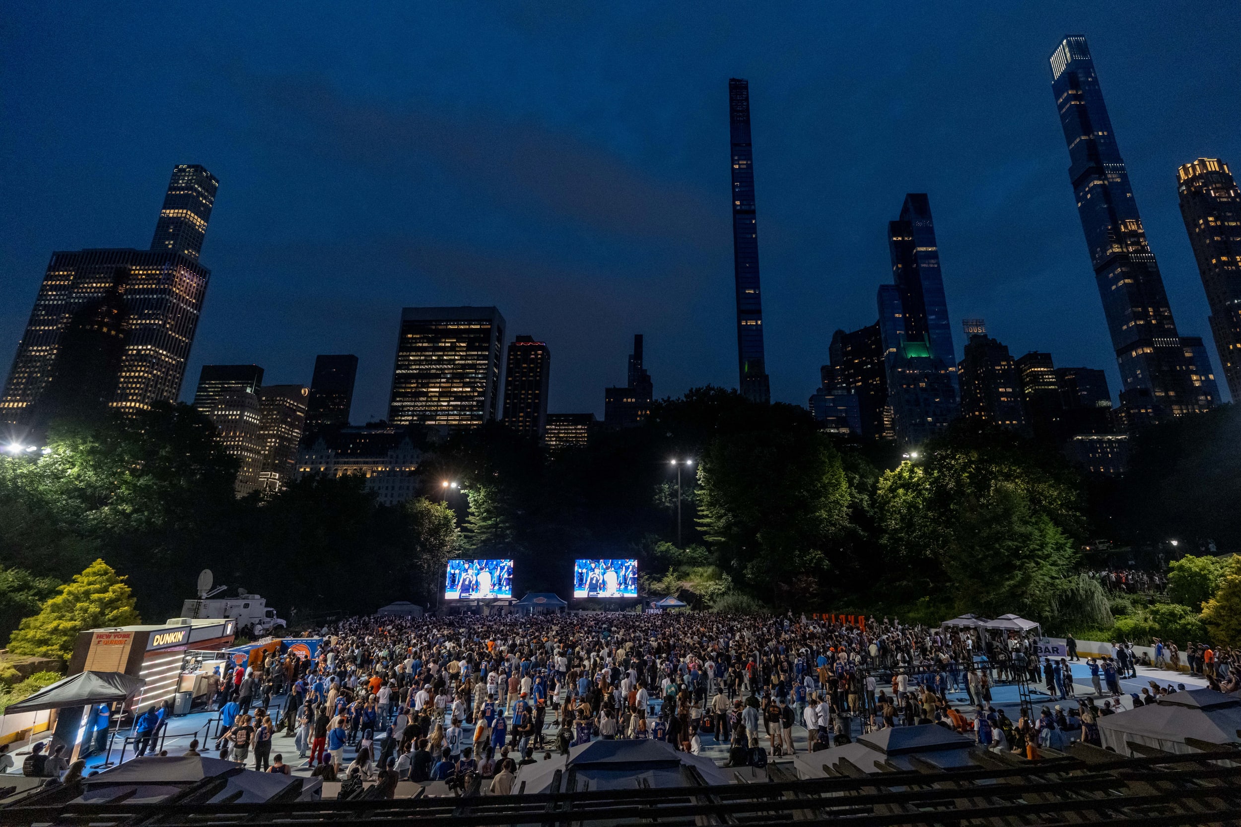Knicks Fans Gather Around NYC To Watch Game 4 Of The NBA Finals Against The San Antonio Spurs
