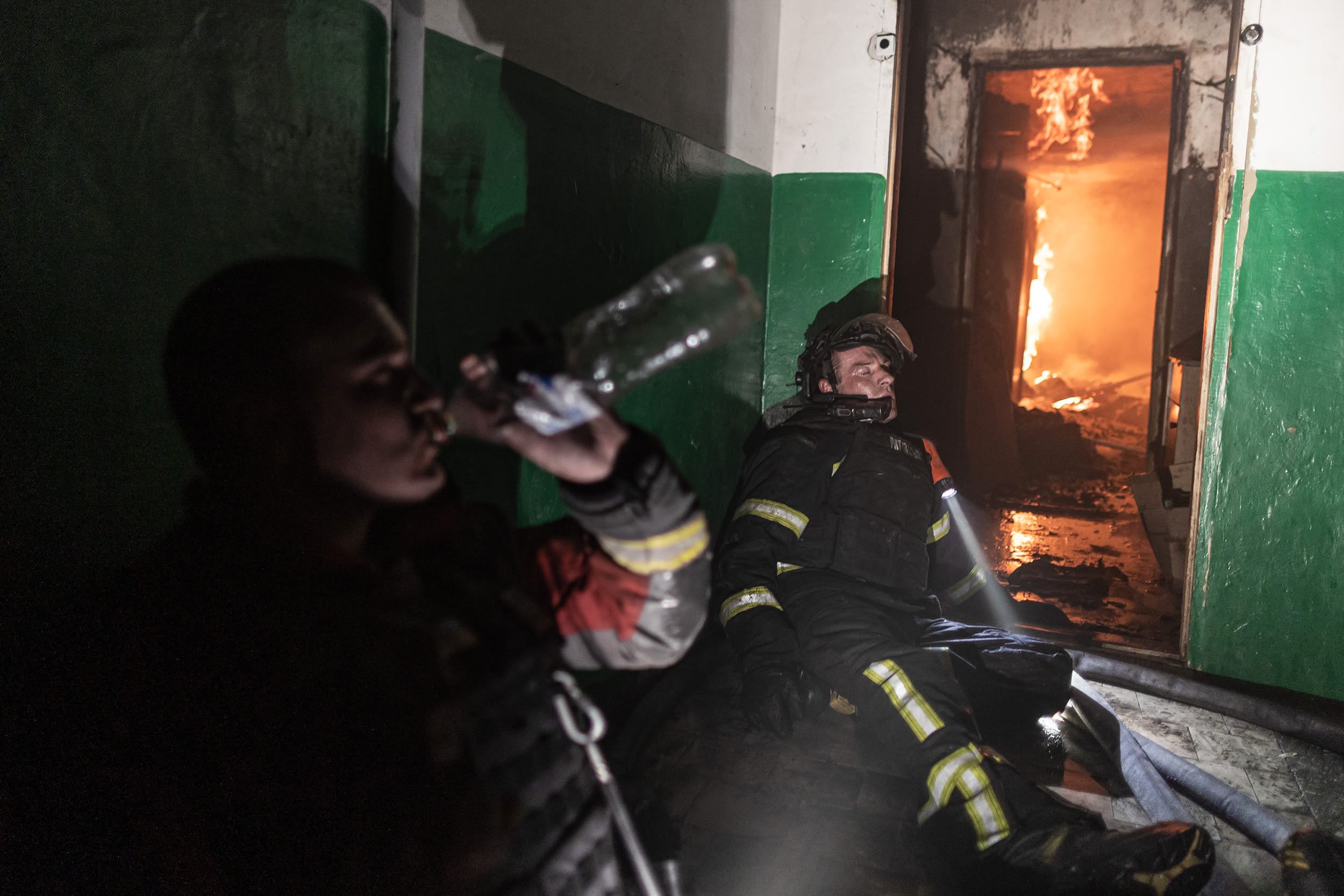 Ukrainian firefighters battle blaze after Russian drone strike in Druzhkivka