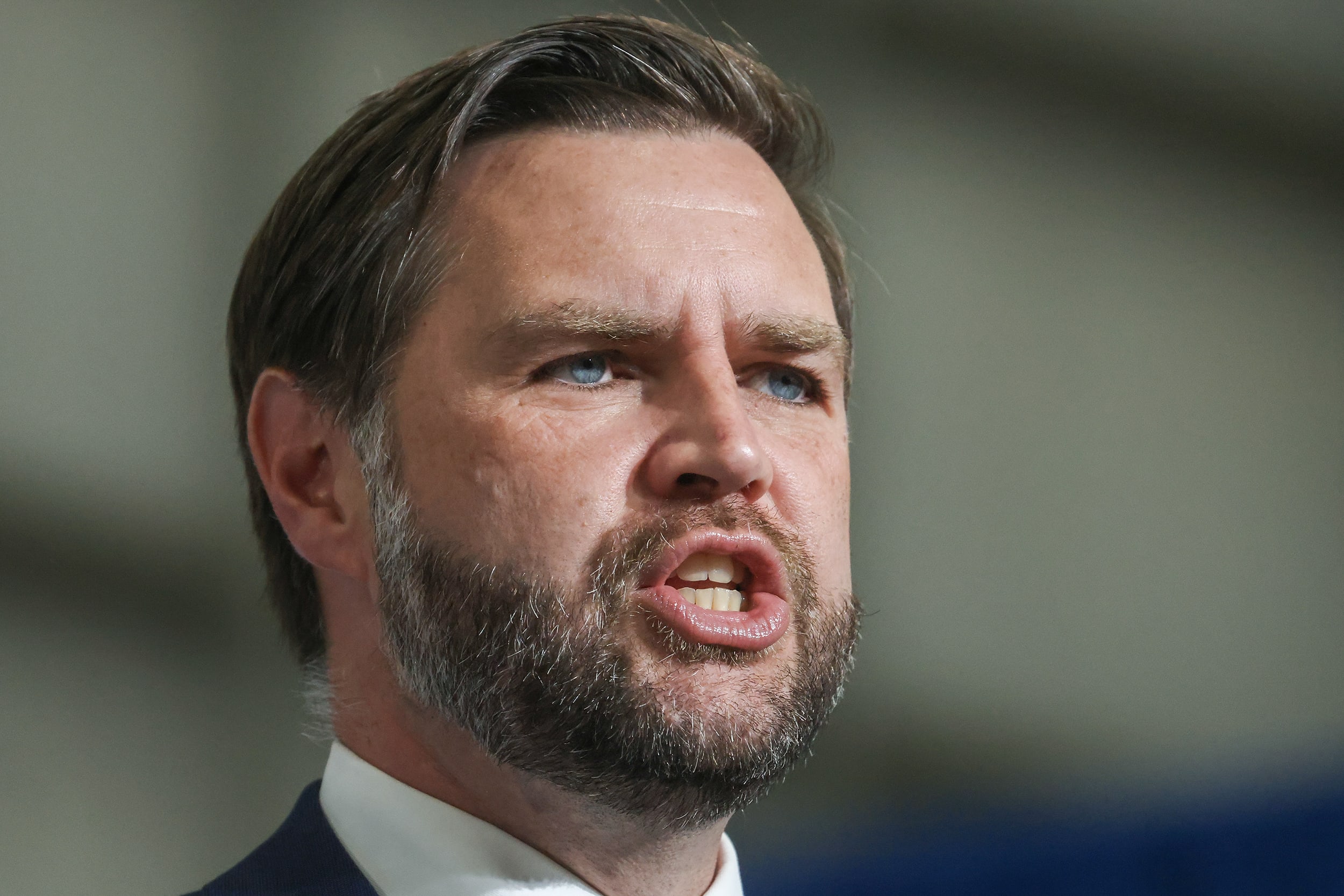 A close view of JD Vance speaking.