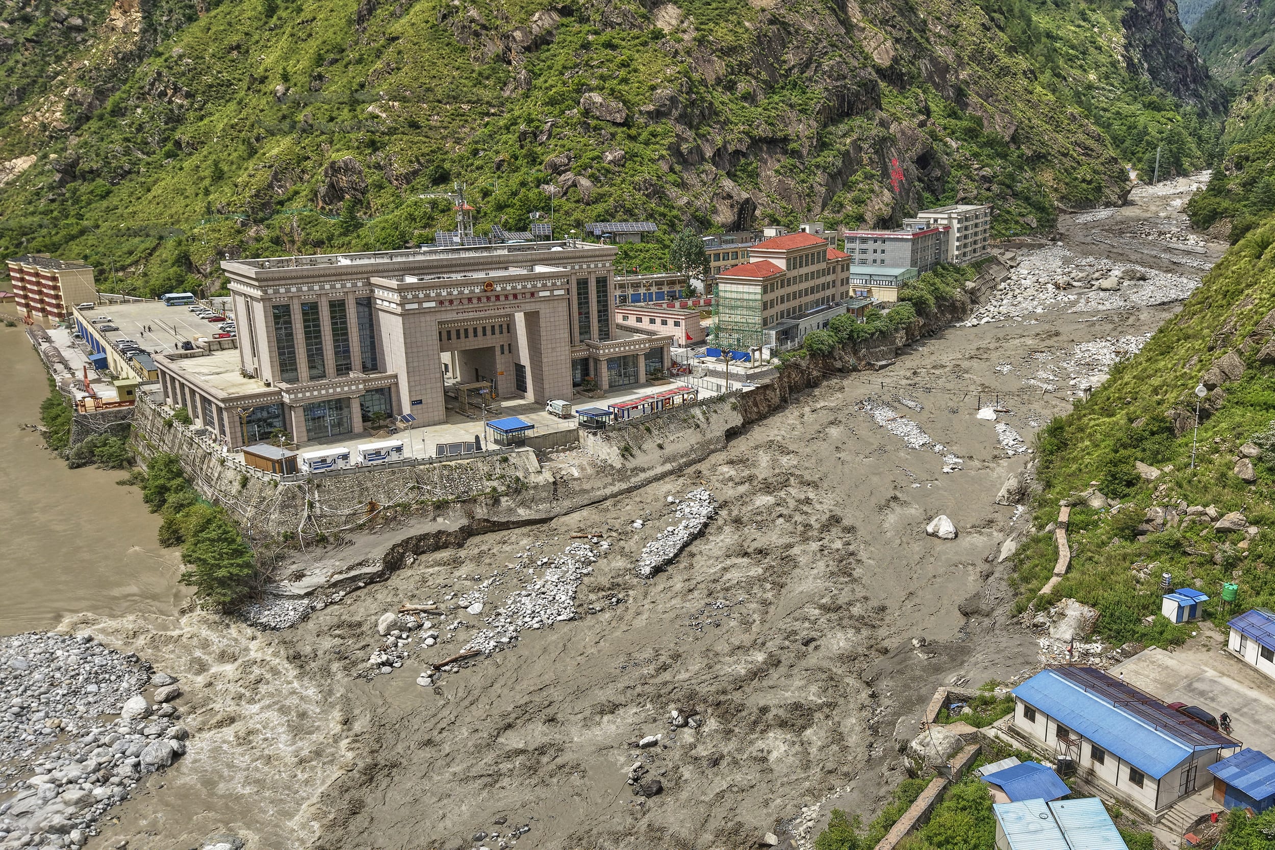 APTOPIX Nepal Flooding