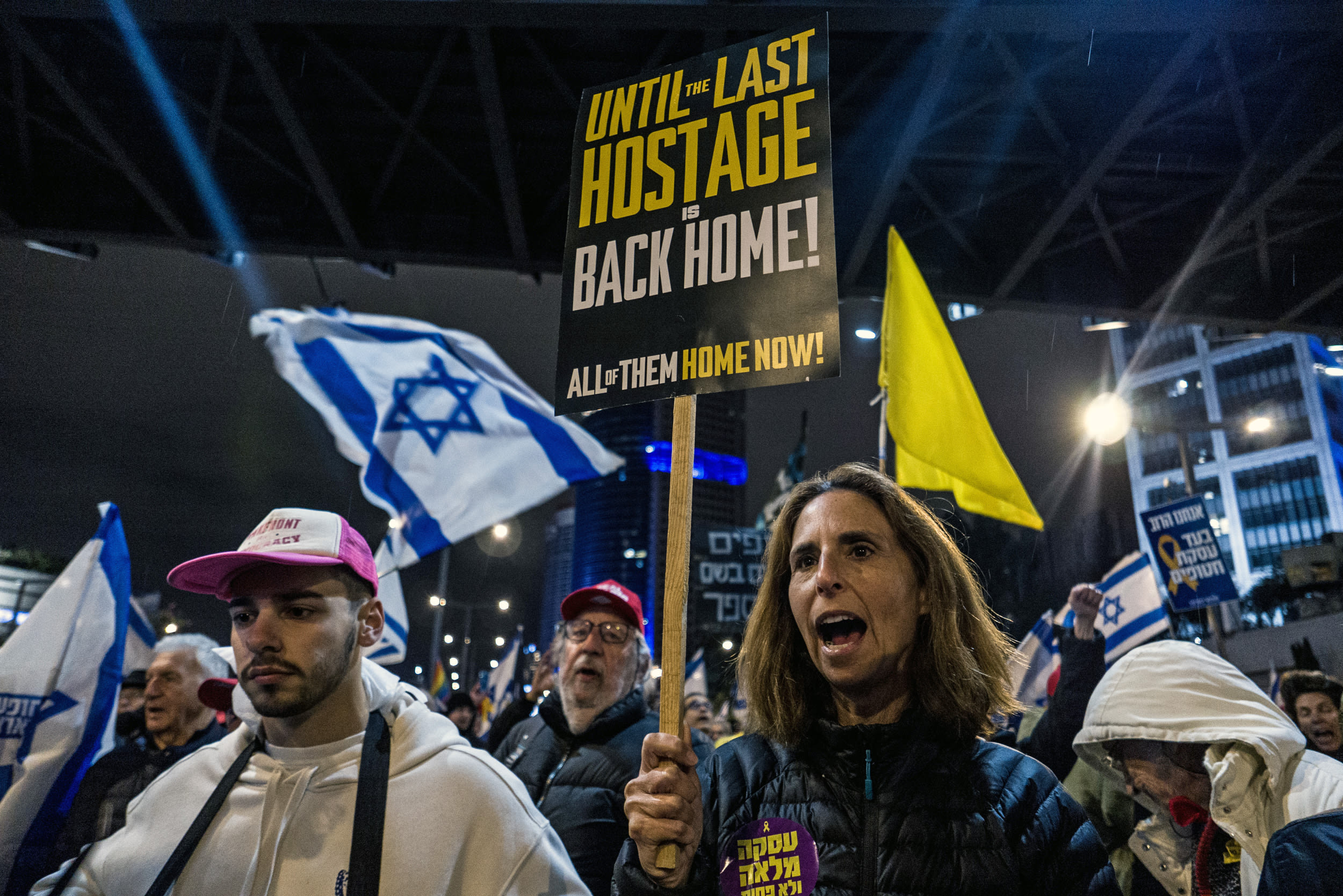 Protesters in Tel Aviv demand hostage swap agreement to continue