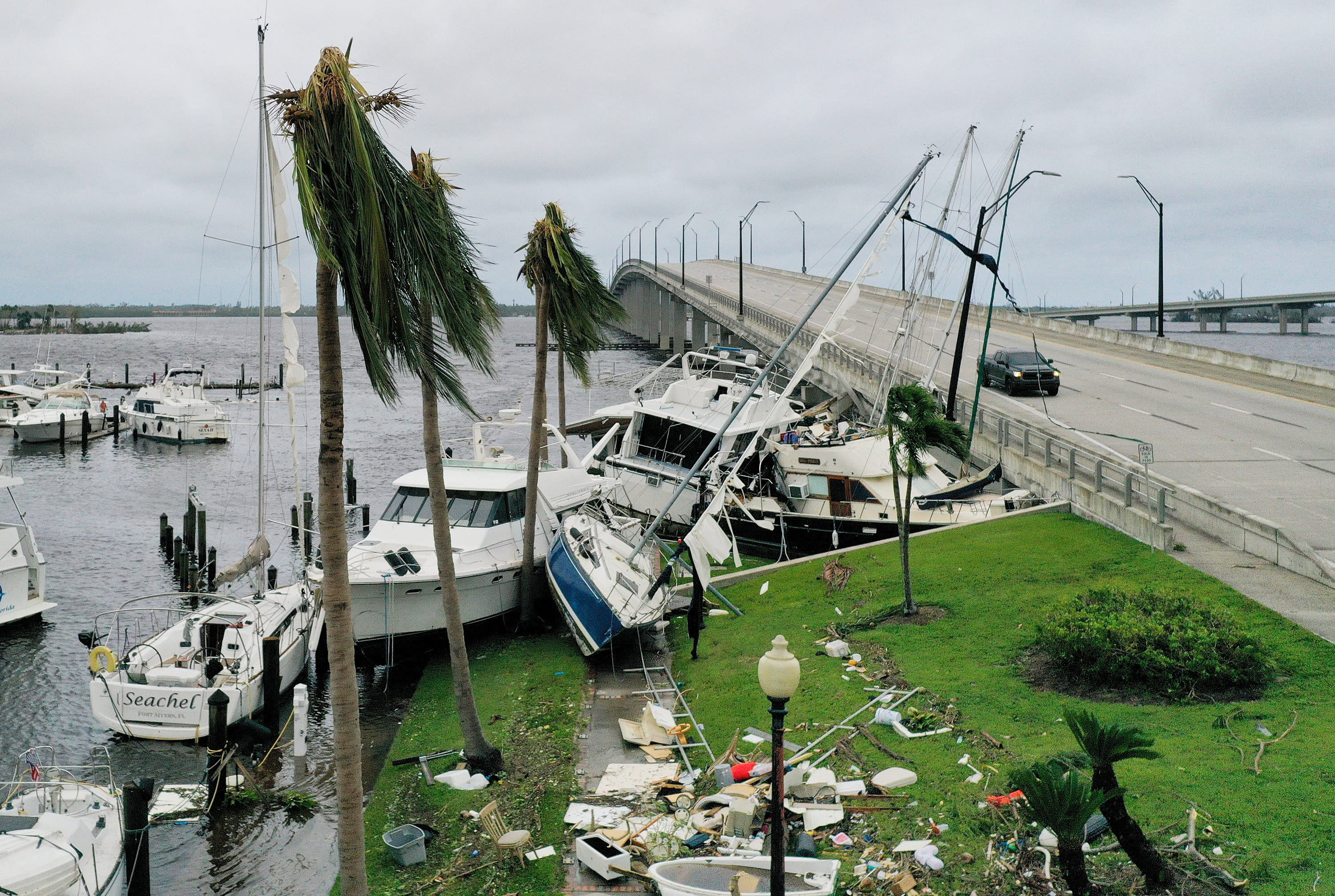 Image: Hurricane Ian Slams Into West Coast Of Florida