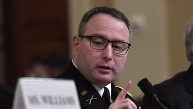 Vindman tells Himes: 'I'd call myself never partisan'