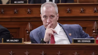 Maloney slams Sondland after fiery exchange on Trump, Biden investigation