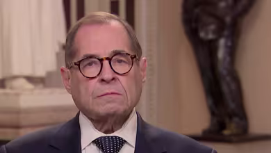 Trump nightmare: Rebelling ex-aides testify at trial