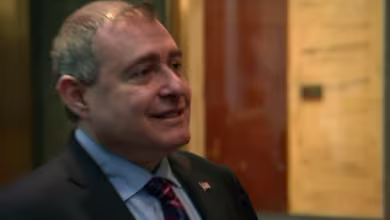 Former Republican member of Congress ‘finds Lev Parnas credible’