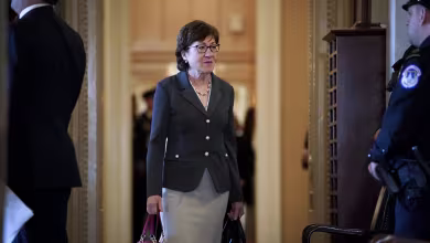 Key vote on whether to allow witnesses looms in impeachment trial