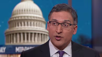 What happens if the House impeachment managers invoke Lev Parnas evidence?