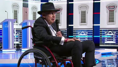 Harry Reid: 'The main thing we're going to to do is thump Trump'