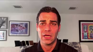 Miami mayor with coronavirus shares video diary to reduce public fear