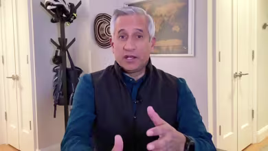 How long can virus live on surface of a package?