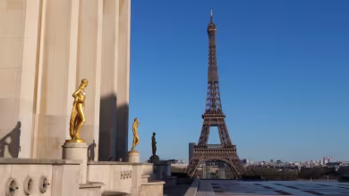 Deserted Paris streets show the full effect of coronavirus lockdown