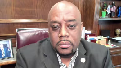 Savannah mayor 'absolutely blindsided' by Georgia governor's order to reopen businesses