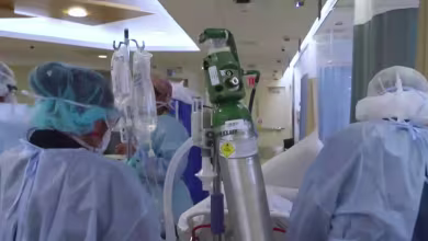 New York officials warn against easing restrictions amid coronavirus progress