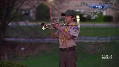 U.S. Boy Scout plays moving tribute to veterans who have died from coronavirus