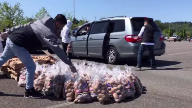 This spud's for you: Washington growers give away potatoes