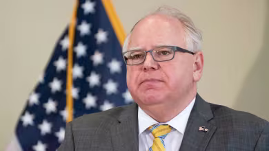 Gov. Walz urges Minnesotans to ‘start healing,’ extends curfew into evening