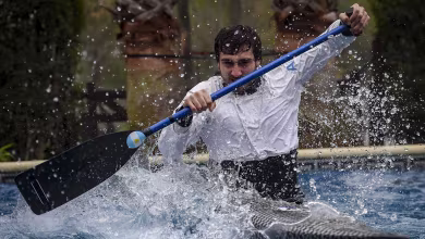 Olympic hopeful trains in girlfriend's pool to beat coronavirus restrictions