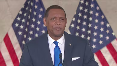 Lifelong Democrat Vernon Jones praises Trump for building 'the most inclusive economy ever'