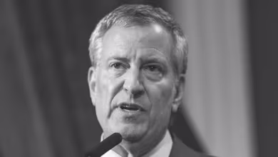 New Yorkers criticize Mayor DeBlasio over public housing during the RNC