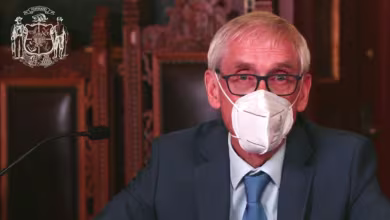 Wisconsin governor pleads to keep Thanksgiving within households