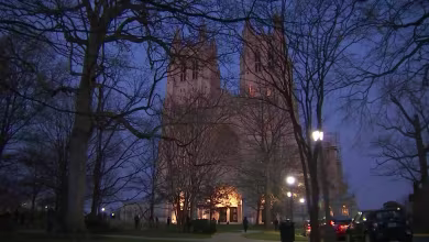 Watch: National Cathedral tolls bell 300 times for 300,000 Covid victims
