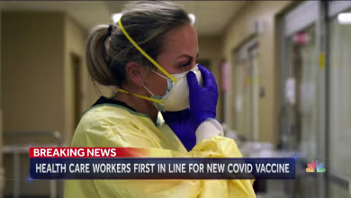 U.S. health care workers prepare to receive Covid-19 vaccine