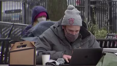 Chicago public schools reopen despite pushback from teachers