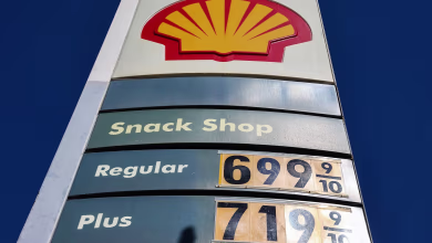 Gas prices hit record high as impacts from Ukraine continue