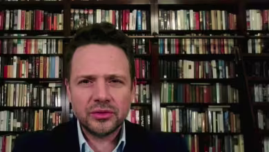 Warsaw mayor pleads for help: ‘We’re getting overwhelmed’ with refugees