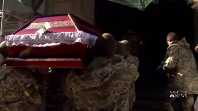 Ukrainians honor fallen soldiers