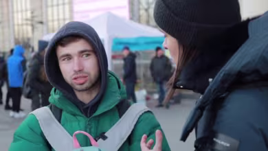 Mariupol refugees share stories of escaping their city