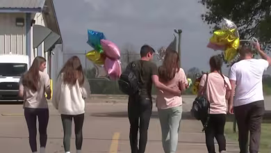 Ukrainian refugees held in ICE detention centers