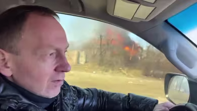 Ukrainian lawmaker, mayor tour Chernihiv to witness destruction