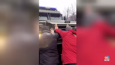 Ukrainians in captured cities rise up against Russian invaders