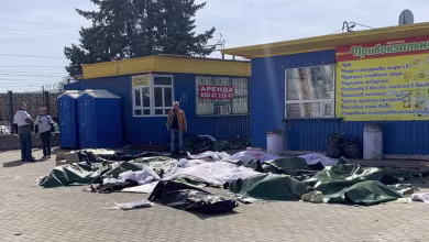 Dozens killed in attack on Kramatorsk train station, Ukrainian officials say