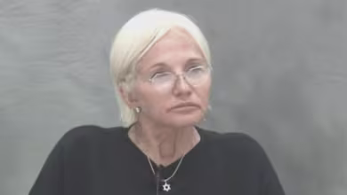 Ellen Barkin on 'controlling' relationship with Johnny Depp