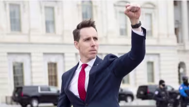 Rep. Luria: Sen. Hawley gestured toward protesters, fled once they stormed the Capitol