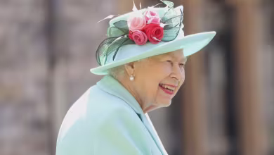 Queen’s former press secretary says Elizabeth II could ‘relate to people at a very human level’