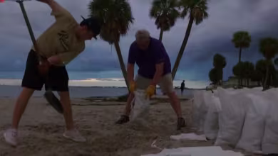 Florida mayor: ‘There’s still time to evacuate’ as Hurricane Ian barrels toward state's west coast