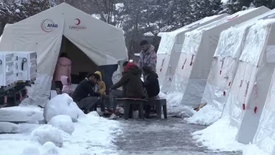 Turkish quake survivors shelter in tents in snowy Malatya